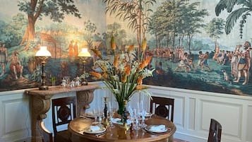 Romantische Suite | Eigene Küche | Kühlschrank, Mikrowelle, Ofen, Herdplatte