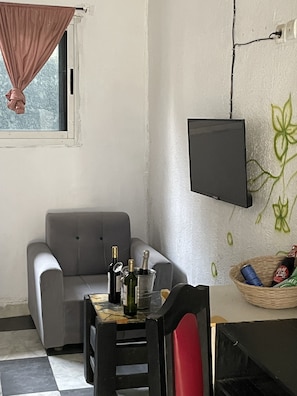 Executive Double Room, 1 Queen Bed | Hypo-allergenic bedding, down duvets, Tempur-Pedic beds - Les Chambres Du Prélat (Abidjan)