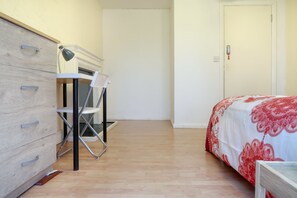 Double Room, 1 Double Bed | Individually decorated, individually furnished, iron/ironing board - Patrick Connolly Gardens Deluxe Room (London)