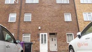 Unclassified image, 5 of 13, button - Brick Lane Deluxe Guest Room (London)