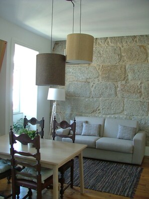 Apartment, 1 Bedroom (4 pax) | Living area | Flat-screen TV - Citybreak Apartments Bolhão (Porto)