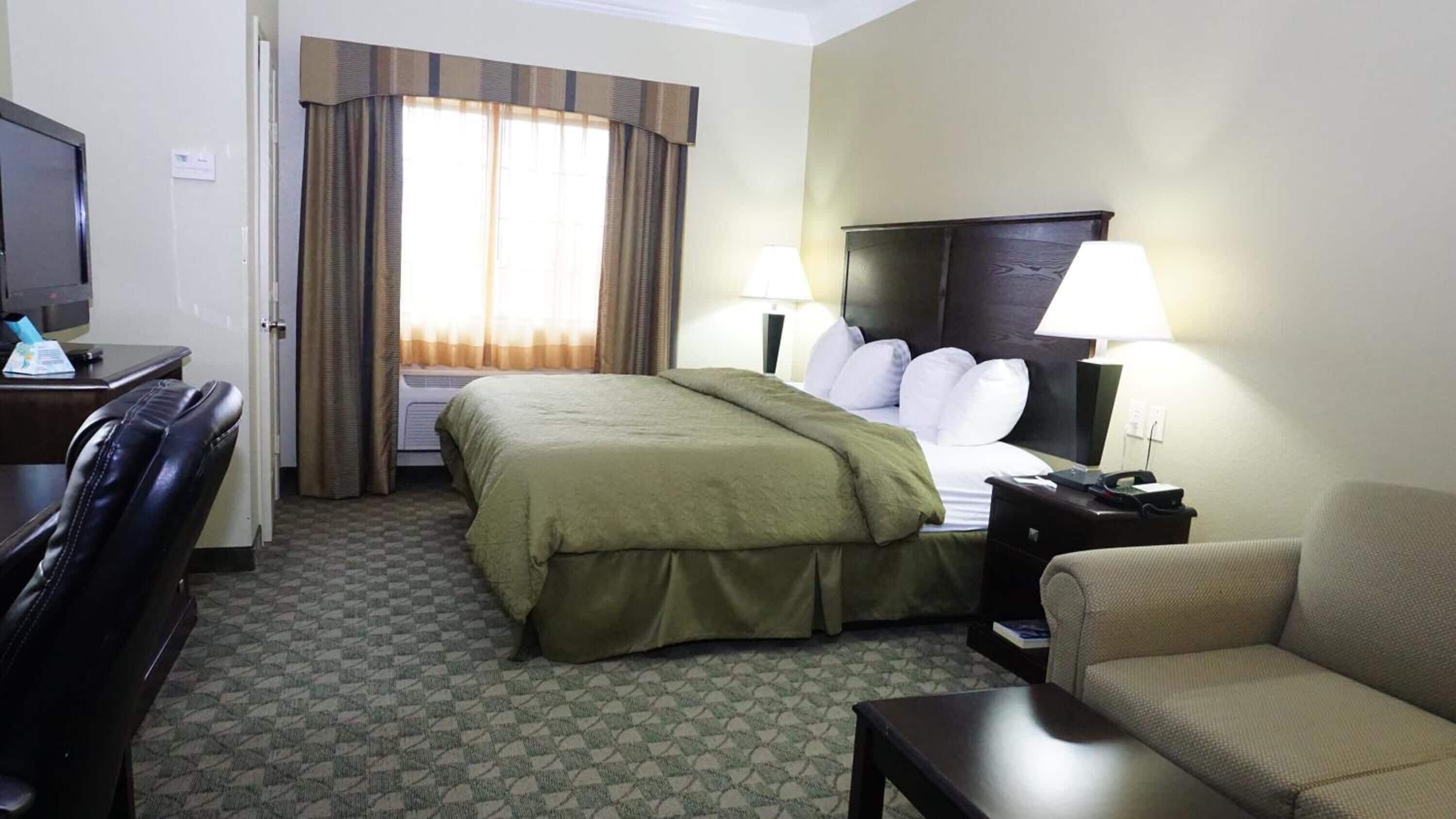 In-room safe, desk, laptop workspace, blackout drapes