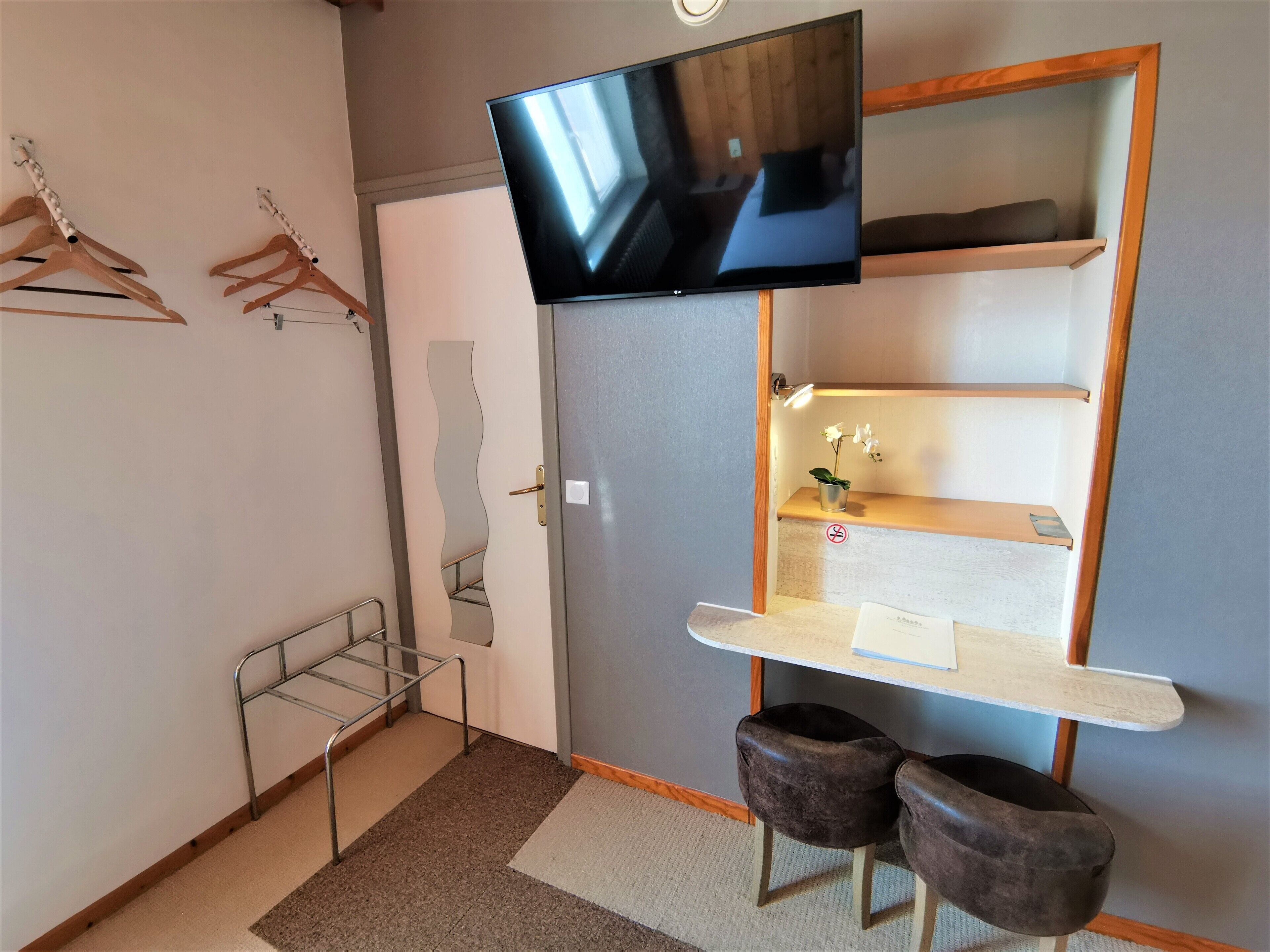 classic quadruple room | 1 bedroom, premium bedding, individually decorated