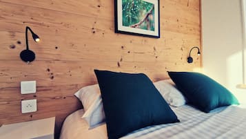 Premium bedding, individually decorated, individually furnished, desk