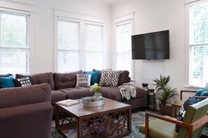 Tv, Hulu, streamingtjenester, musikbibliotek