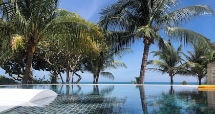 Maison de famille sur plage dans village, Prive & calme, chef & menage inclus