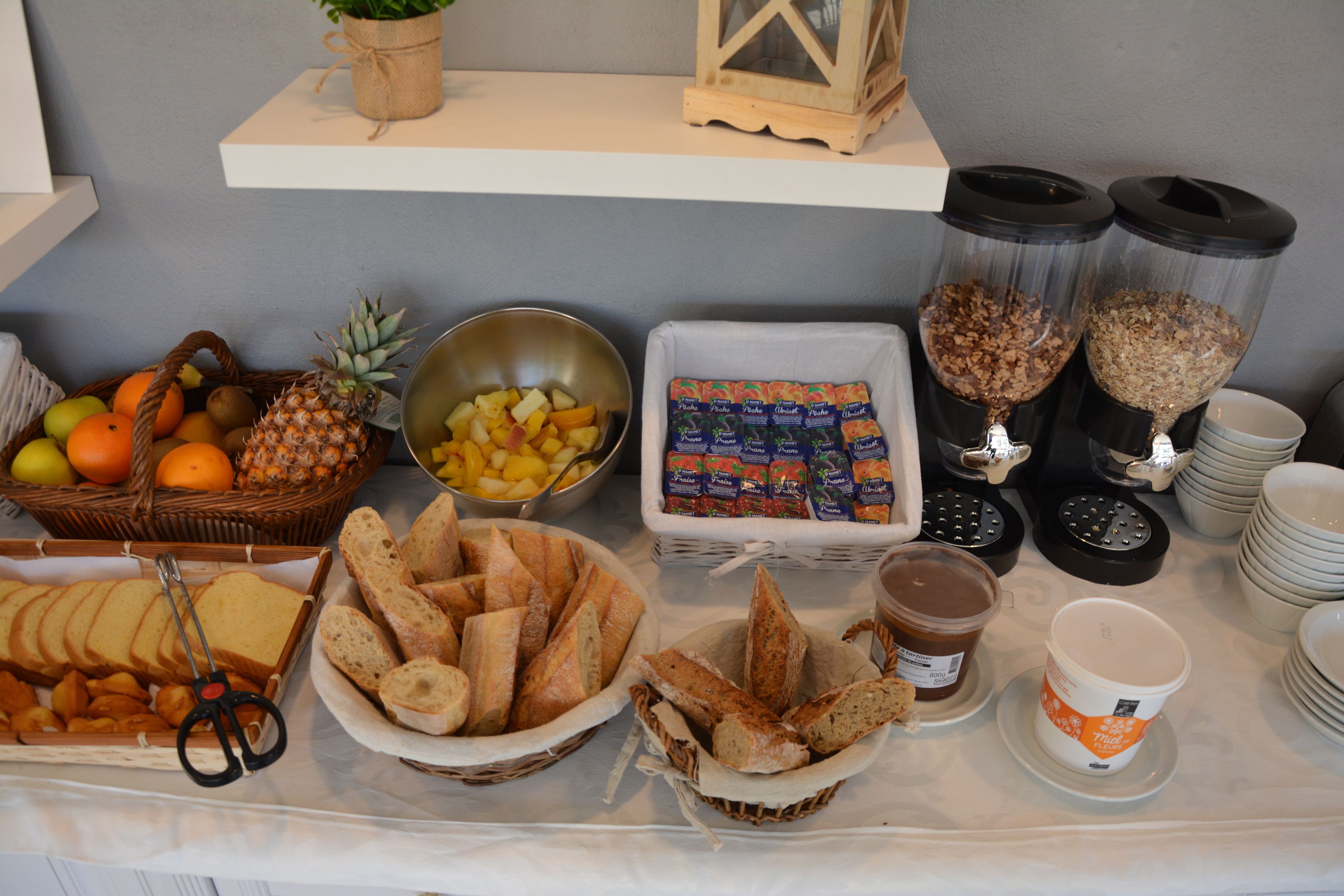 daily buffet breakfast (eur 10.50 per person)