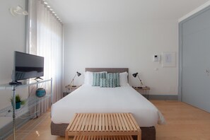 Iron/ironing board, free cribs/infant beds, free WiFi, bed sheets - Citybreak-apartments Coliseu (Porto)