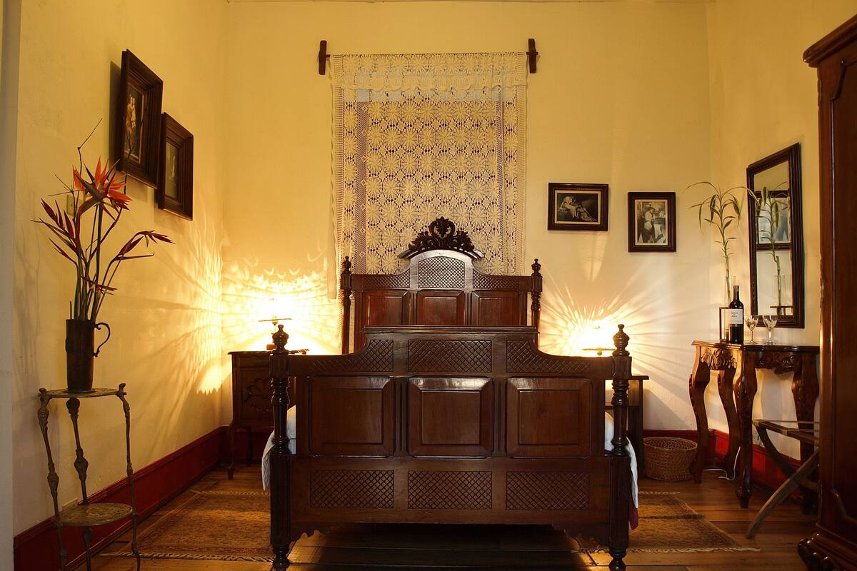 Family Suite, Non Smoking, Garden View | WiFi (free), bed sheets