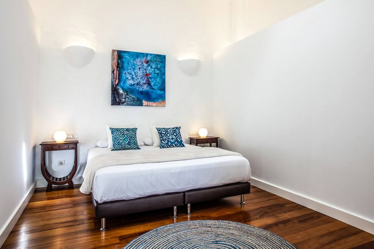 Superior Double Room | Memory foam beds, desk, soundproofing, WiFi (free)