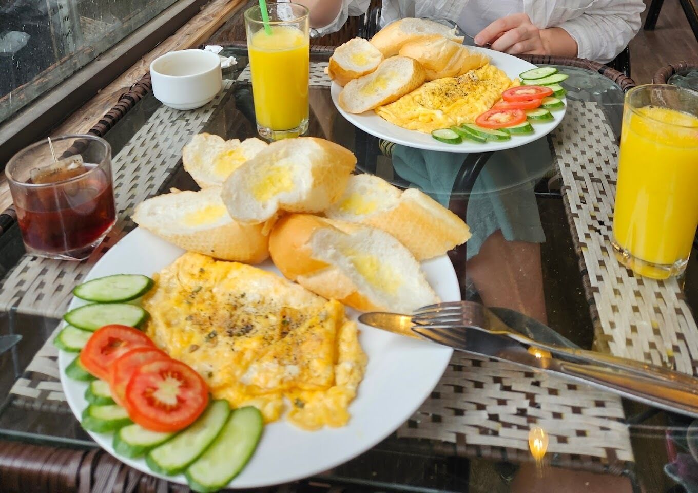 free continental breakfast