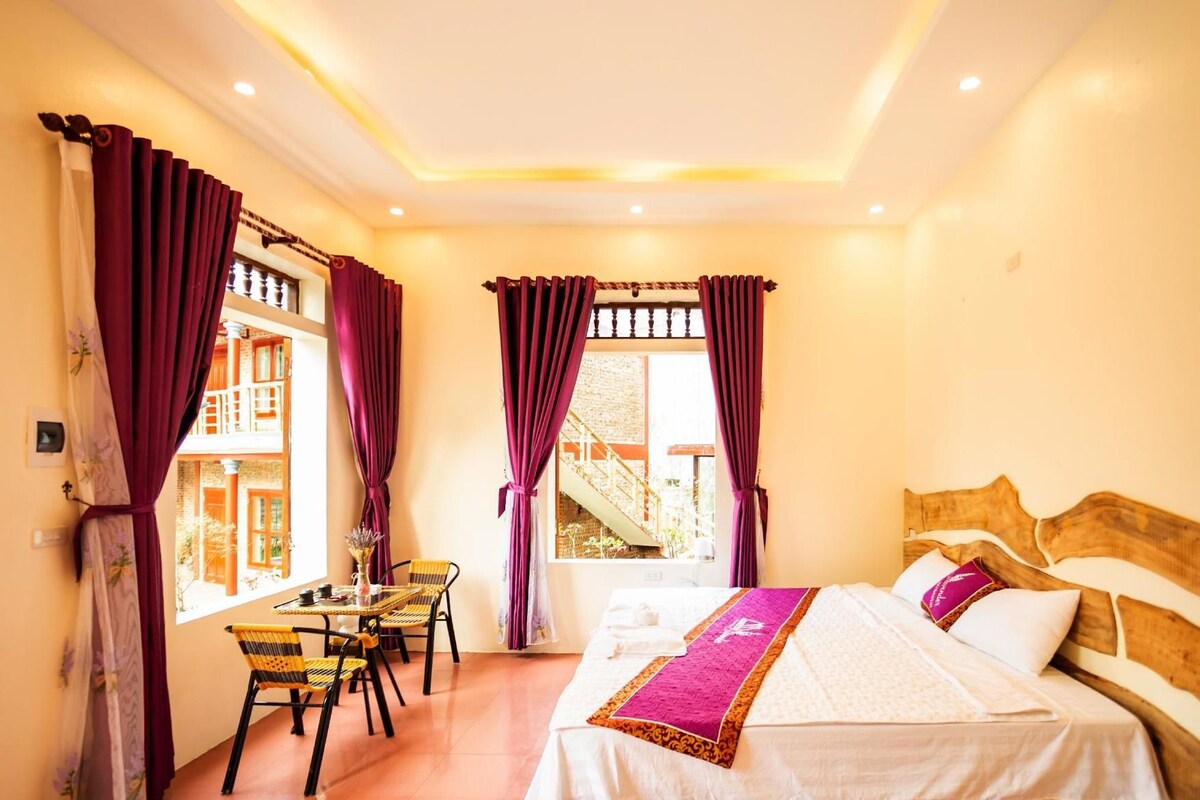 Premium bedding, pillowtop beds, desk, blackout drapes