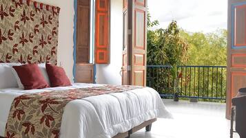 Deluxe Double Room, 1 King Bed, Non Smoking | Iron/ironing board, free WiFi, bed sheets, wheelchair access