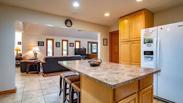 House | Private kitchen | Fridge, microwave, stovetop, dishwasher