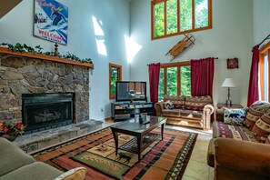 Living room - White Diamond (Davis)