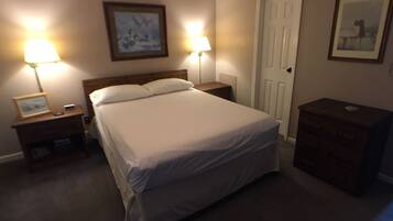 House | 2 bedrooms, desk, free WiFi