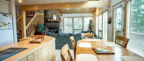House | Private kitchen | Fridge, microwave, stovetop, dishwasher