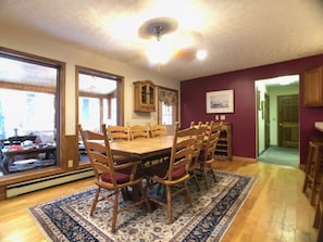 House | Private kitchen | Fridge, microwave, oven, stovetop