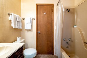 House | Bathroom