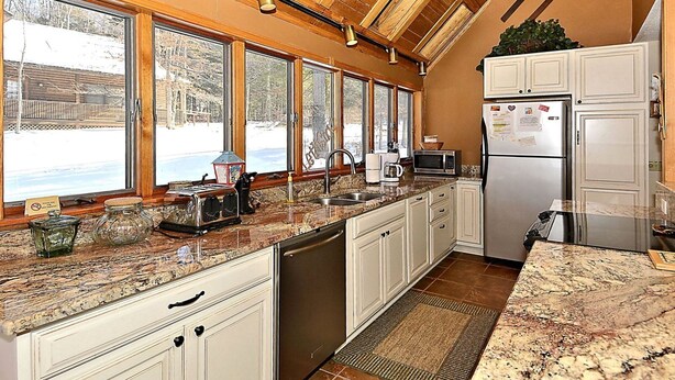 House | Private kitchen - Schussboomer`s Retreat (Davis)