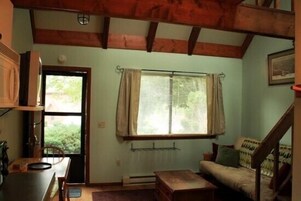 1 habitación y escritorio 
