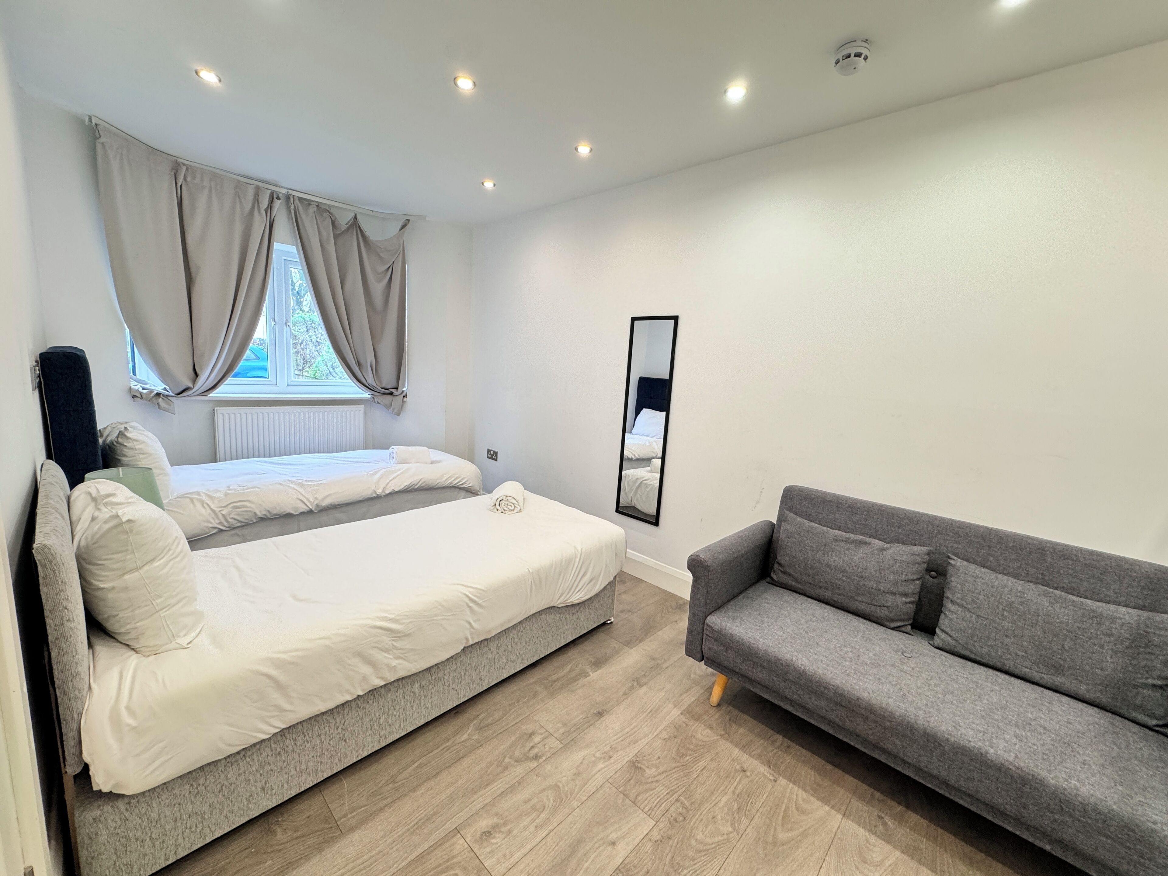 Comfort Double or Twin Room (Room 1) | Soundproofing, free WiFi, bed sheets