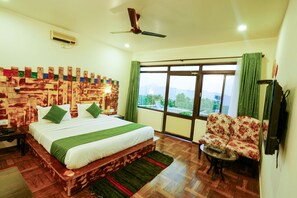 Super Deluxe Room | Rollaway beds, free WiFi - Hotel Sagarmatha (Baijnath)