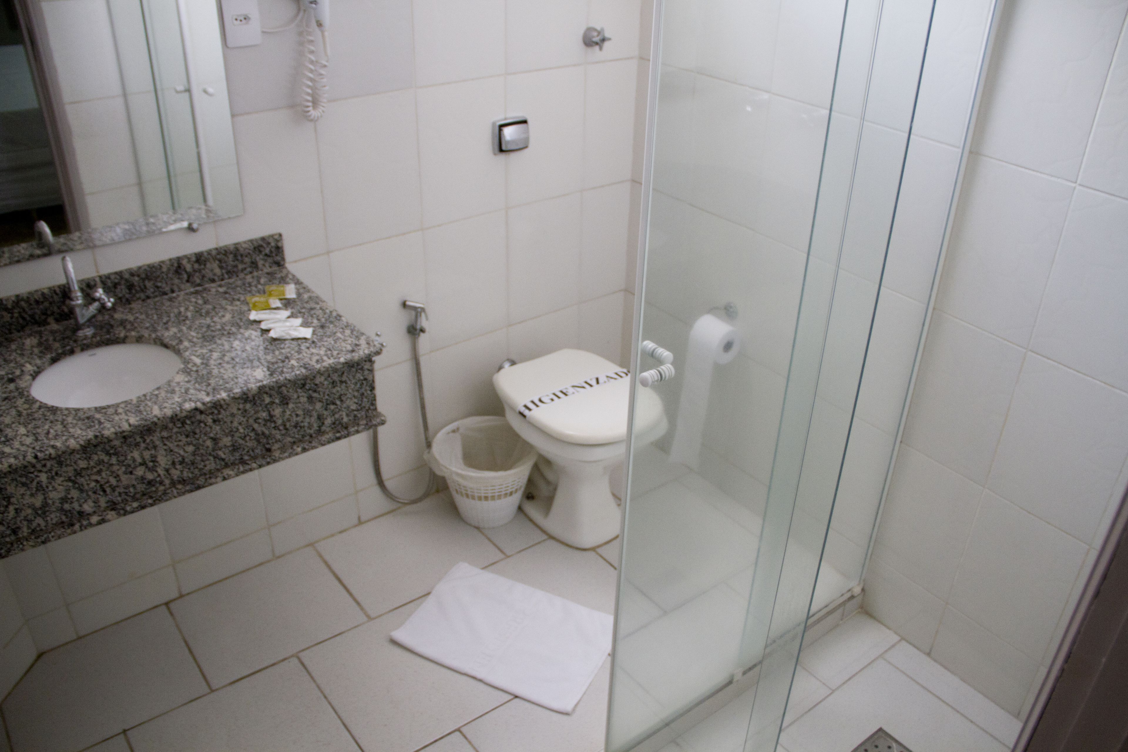 shower, free toiletries, towels