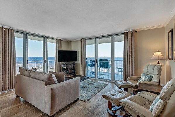 Condo, Multiple Beds, Balcony, Ocean View | Living room | TV