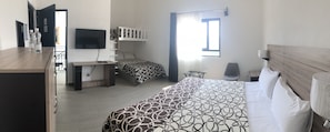 Iron/ironing board, free WiFi, bed sheets, wheelchair access