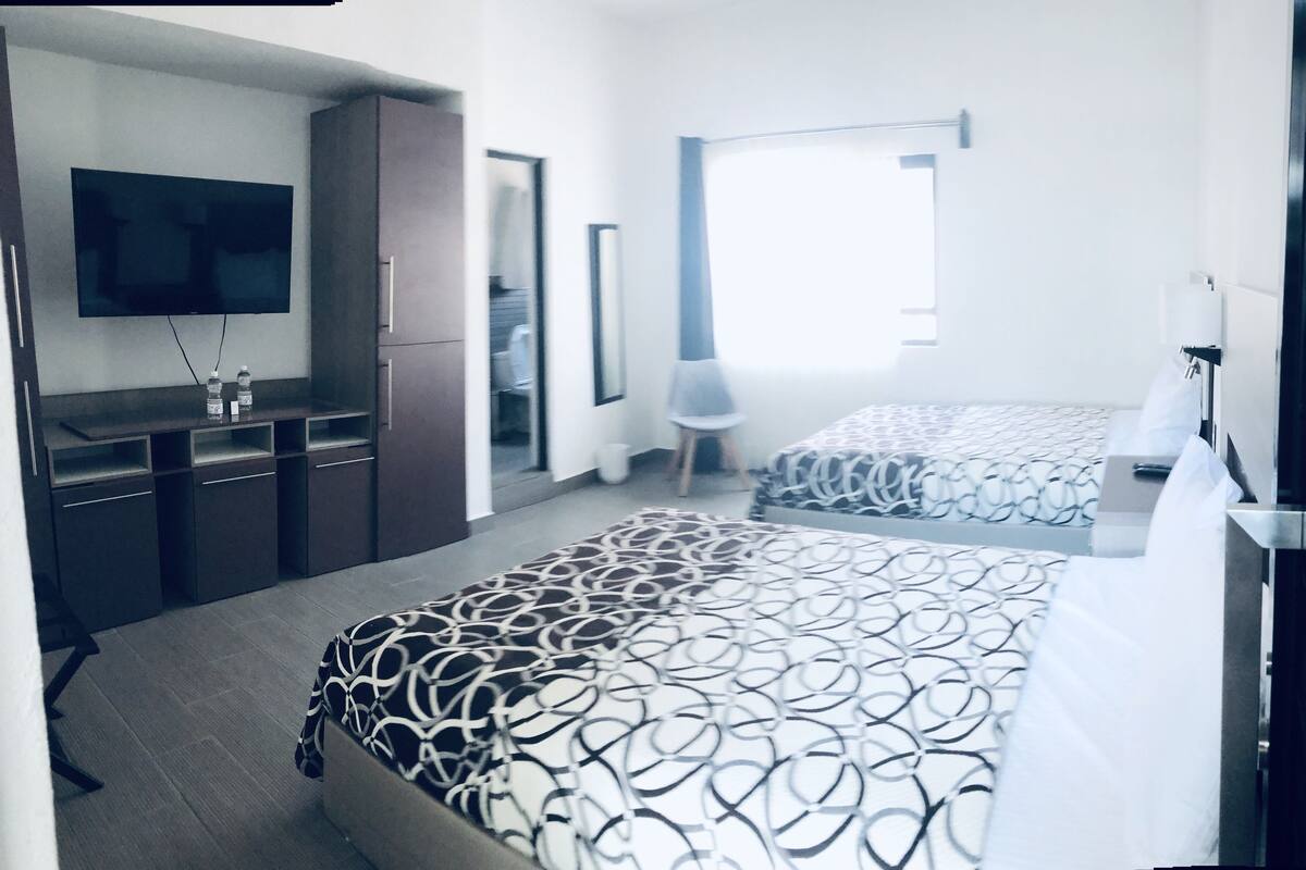 Iron/ironing board, free WiFi, bed sheets, wheelchair access