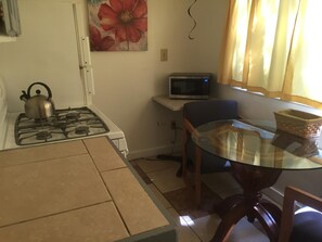 Private kitchen - Avenues Hostel (Salt Lake City)