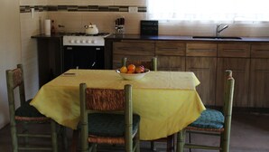 Loft, Garden View | Private kitchen