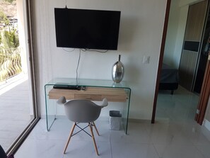 1 bedroom, in-room safe, free WiFi, bed sheets