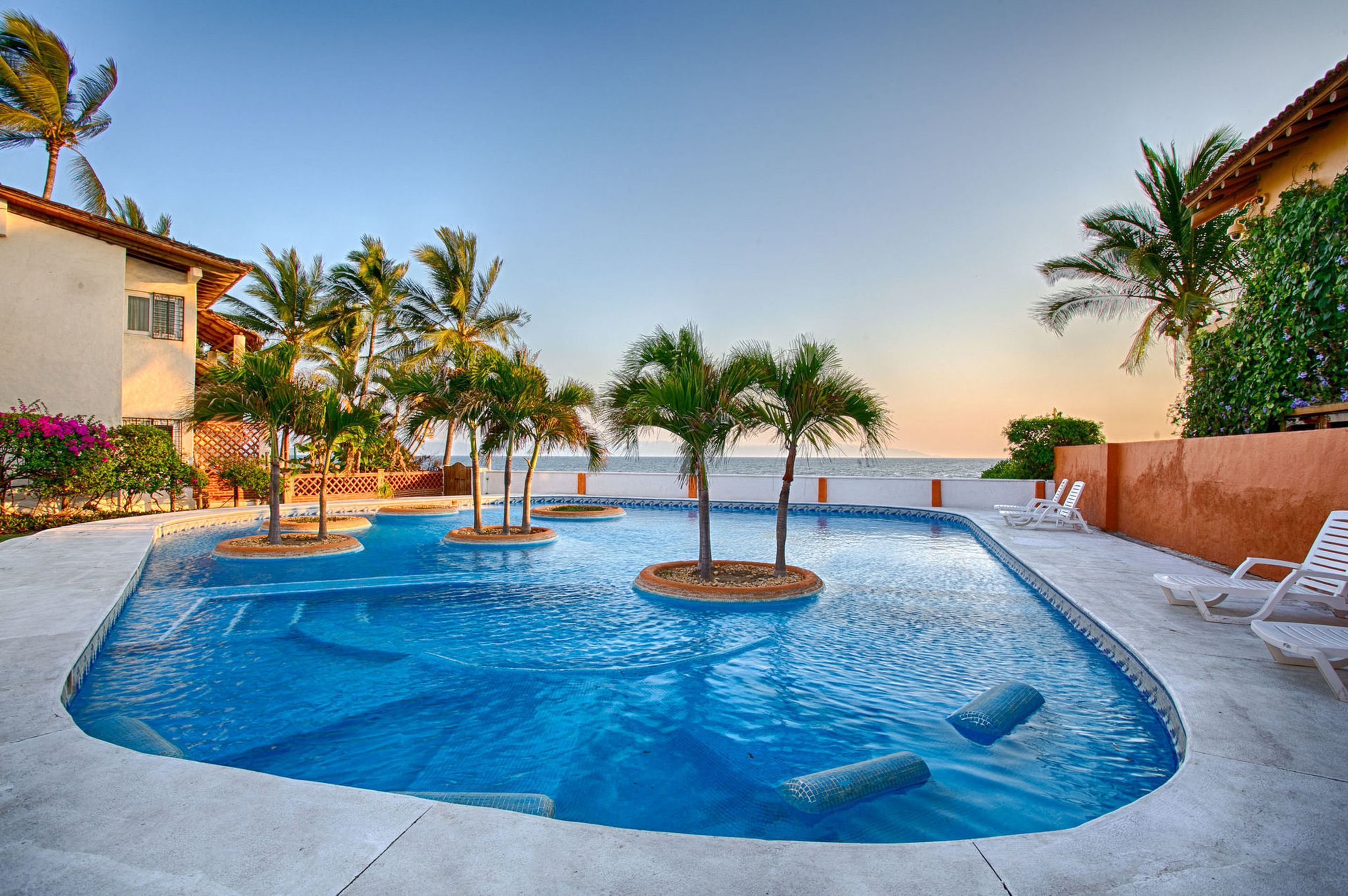 House, 3 Bedrooms | Outdoor pool