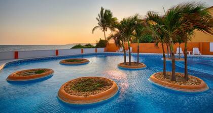 Casa de los Ninos 3 BR by Casago