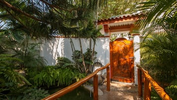 Casa, 4 habitaciones | Entrada de la propiedad