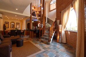 Casa, 4 habitaciones | 4 habitaciones y muebles diferentes