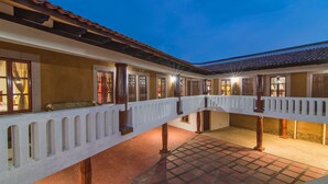 Terrace/patio - Hotel Posada el Fuerte San Miguel (Patzcuaro)