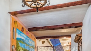 Interior entrance - Hotel Posada el Fuerte San Miguel (Patzcuaro)