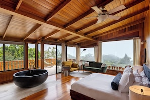 Premium bedding, minibar, in-room safe, free WiFi - Hotel Belmar (Monteverde)