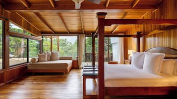 Canopy | Premium bedding, minibar, in-room safe, free WiFi
