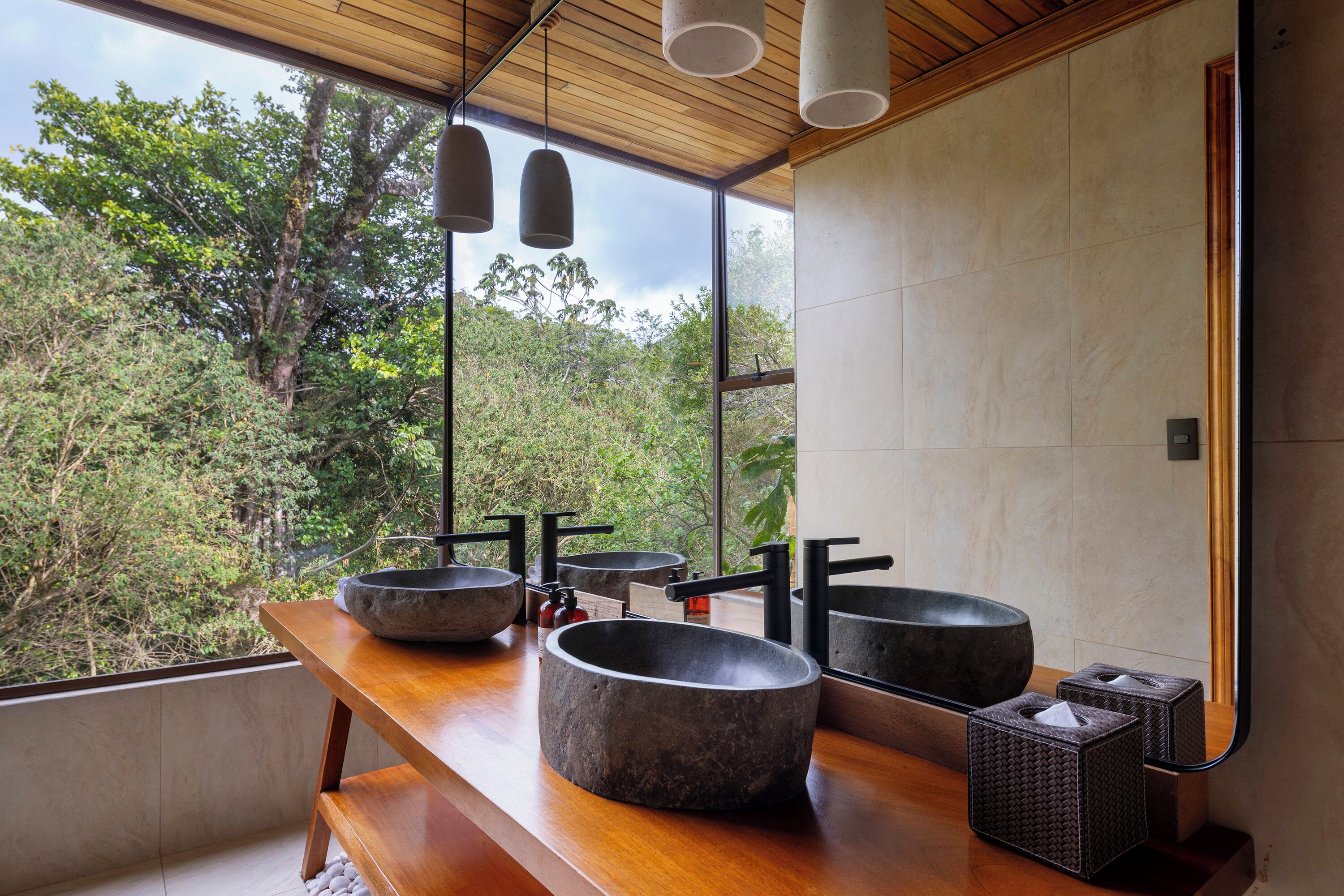 cloud forest studio | bathroom | eco-friendly toiletries, hair dryer, bathrobes, slippers