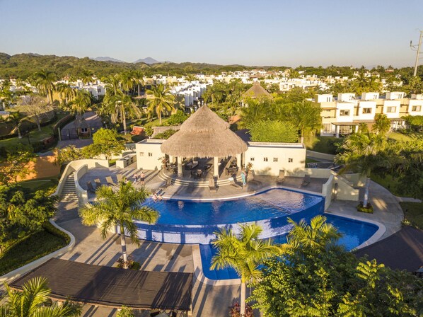 Casa, 3 habitaciones | Alberca al aire libre | Alberca al aire libre 