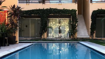 Outdoor pool, sun loungers