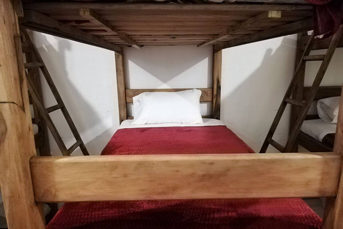 Iron/ironing board, free WiFi