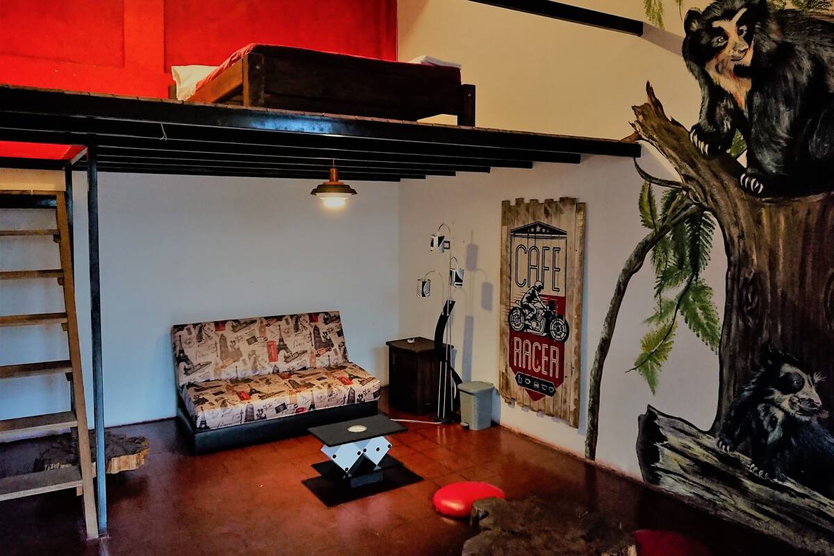 Iron/ironing board, free WiFi