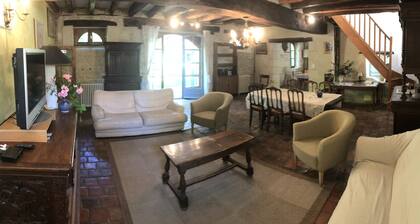 Grande maison familiale pour petits et grands au grand calme en Sud Touraine