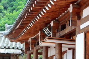 Exterior detail - Gwiae Traditional House (Yeongcheon)