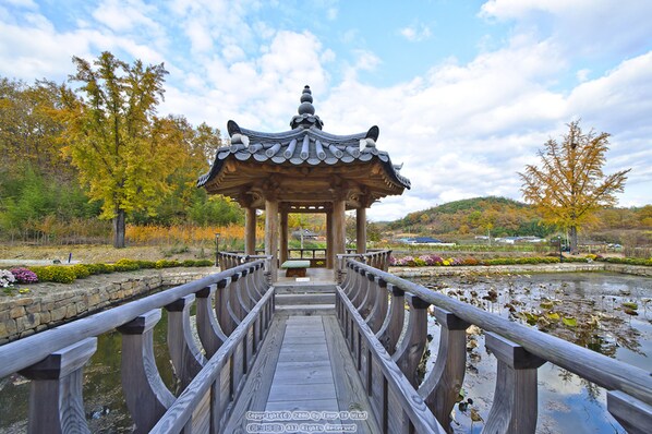 Traditional House, 3 Bedrooms, Lake View - Gwiae Traditional House (Yeongcheon)